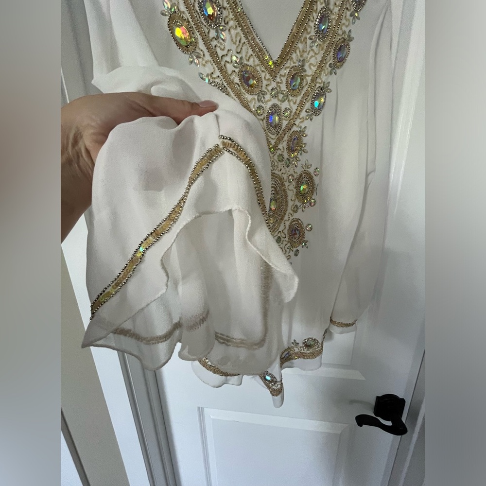 Sequin sheer Top - Picture 2 of 4